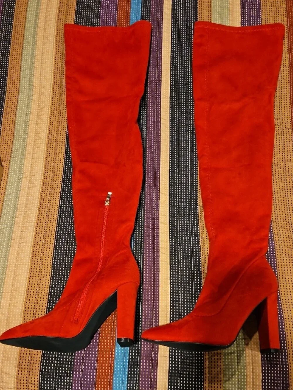 Women's Red Suede Pointed-Toe  Boots